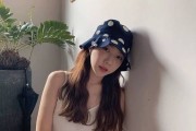 圆脸适合留什么发型？齐脖短发、卷发还是直发？这篇文章告诉你