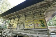 日本新泻县国上寺千年古庙大胆装修，主持引入妖艳帅哥壁画引争议