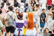 江汉路谷子店探秘：武汉秋叶原的二次元购物天堂