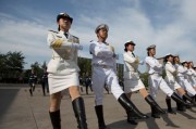 为什么女兵那么难当 (为什么女兵那么不好当)