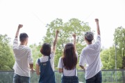 青年人面临哪些务工困境 岁焦虑 能否正在蔓延到更低的年龄段 35 (青年人面临哪些风险)