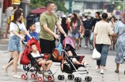 上海实施三孩政策时期是从什么时刻开局的 (上海实施三孩政策了吗)