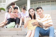 大在校生必备查题工具备哪些 (大学生在校需要什么东西)