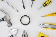 什么工具可以开掘网站关键词 (什么工具可以找到臭味源)