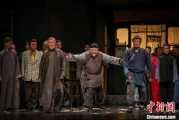 北京人艺大规模南下巡演圆满结束，五部大戏掀起观演热潮