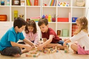 如何优化幼儿园一日的生存 (如何优化幼儿园一日活动过渡环节)