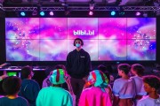 B站大手拟人化二次元文物，剖析二次元本质及人群共鸣
