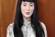 蒋勤勤二次元齐刘海引热议，网友称其撞脸刘欢，颜值依然在线