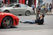 开车撞死猫民间说法有什么 (开车撞死猫民警判几年)