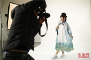 深入解析二次元行业：从ACG内容到衍生品市场的商业潜力