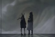 明日方舟：灰暗世界中的少女执念与二次元手游的深沉审美