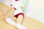 二次元白丝：现实中如何驾驭，展现清纯甜美灵动气质