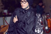 男明星男装周看秀忙，陈坤机场清流，采访还有趣事