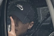 这个是什么意思 中国移动业务里有项业务是 是什么游戏的充值 手机游戏充值科目 自有 (这个是什么意思用英语怎么说)